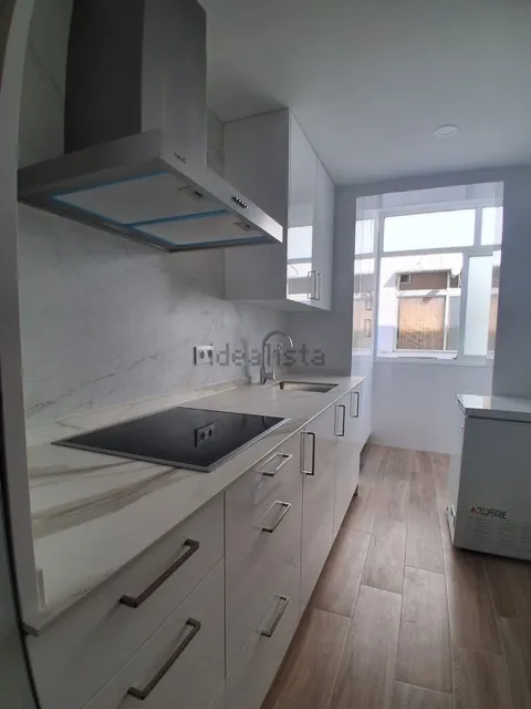 Room for rent, Seville (4/30)