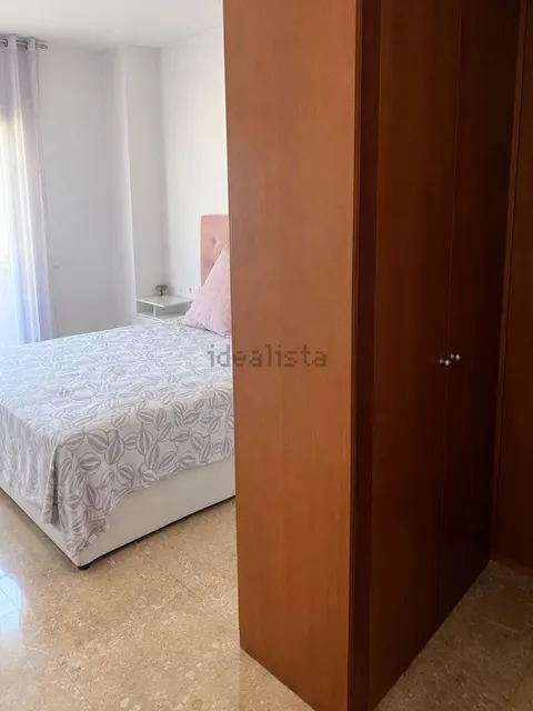 Habitació de lloguer, Vilanova i la Geltrú (2/3)