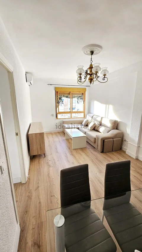 Pis de 65 m² a Còrdova (2/13)