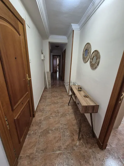 Habitación en alquiler, Zaragoza (2/6)