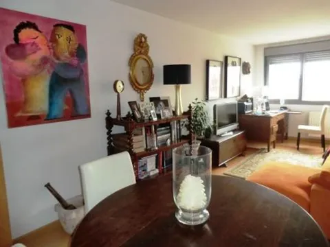 Wohnung 95 m² in Madrid