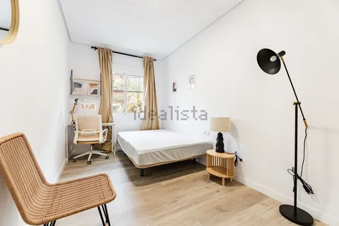 Chambre à louer, Valence