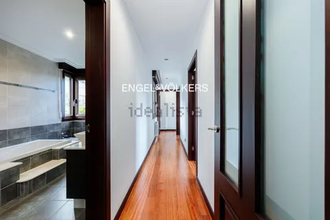 Casa 425 m² a Vigo