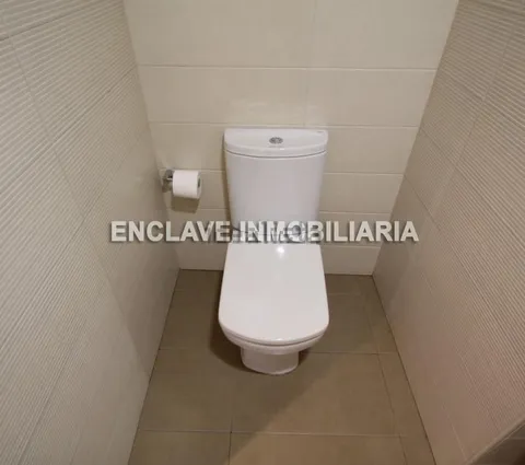 Pis de 230 m² a Oviedo