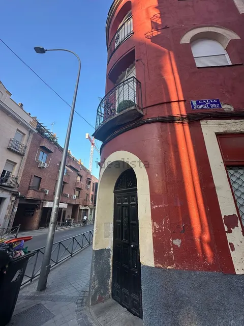 Room for rent, Madrid