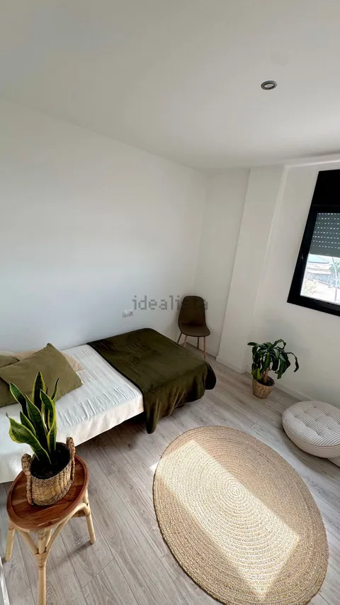 Habitació de lloguer, Vilanova i la Geltrú (2/8)