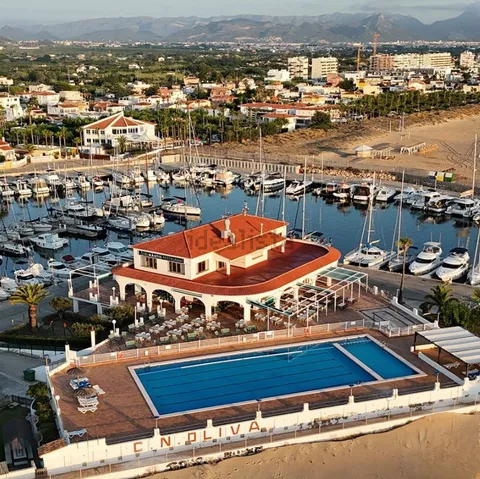 Casa 216 m² a Oliva