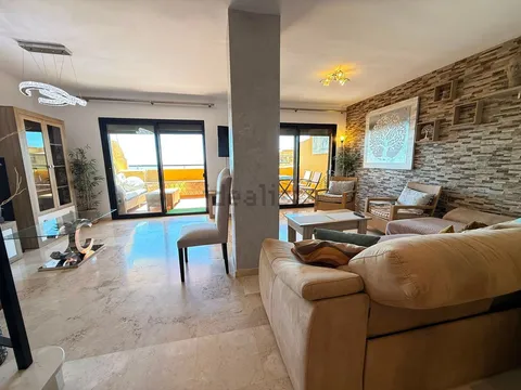 Pis de 250 m² a Estepona