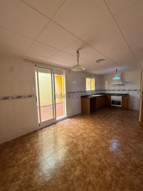 Casa de 242 m² a Sueca (2/10)