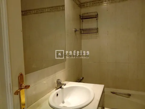 Flat 68 m² in Madrid