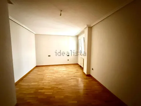Wohnung 185 m² in La Bañeza