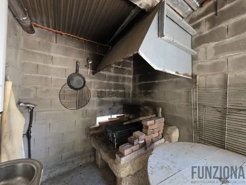 Casa de 200 m² a Ponte Caldelas