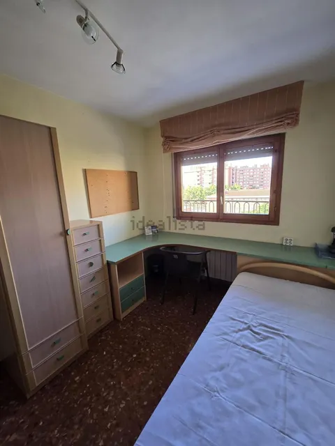 Habitació de lloguer, Saragossa (3/9)