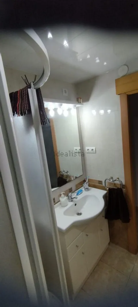 Habitació de lloguer, Badalona (3/4)