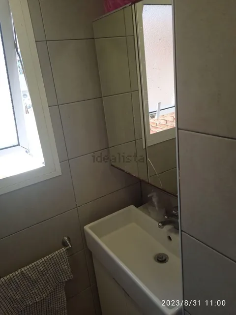 Room for rent, Barcelona (3/14)