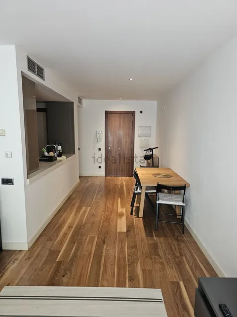 Habitació de lloguer, Barcelona (3/11)