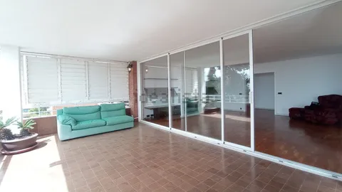 Pis de 159 m² a Esplugues de Llobregat