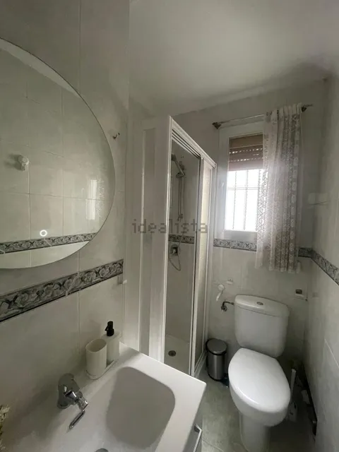 Room for rent, Madrid