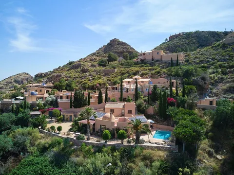 Maison 98 m² à Turre