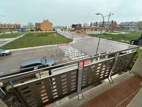 Casa 222 m² a Villares de la Reina