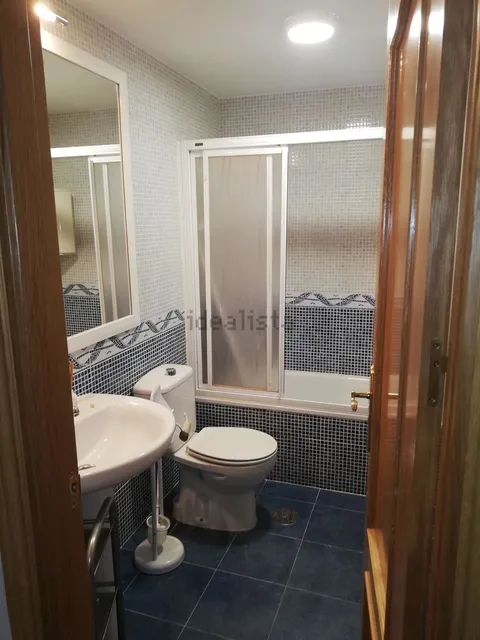 Quarto para alugar, Toledo (3/4)