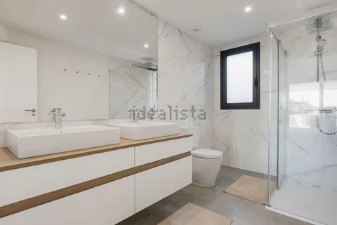 Appartamento 214 m² a Estepona