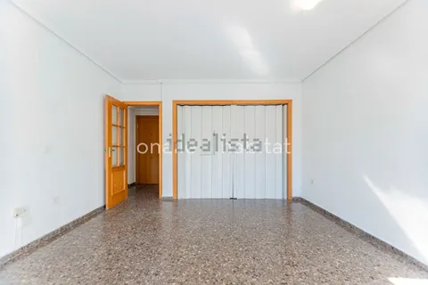 Pis de 70 m² a València