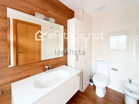 Casa de 277 m² a l'Hospitalet de Llobregat