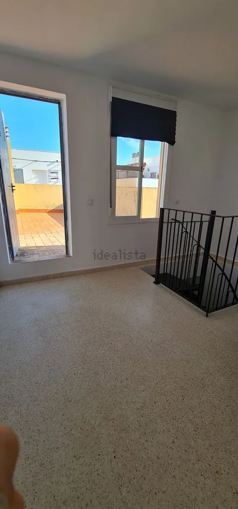 Pis de 69 m² a Sanlúcar la Mayor