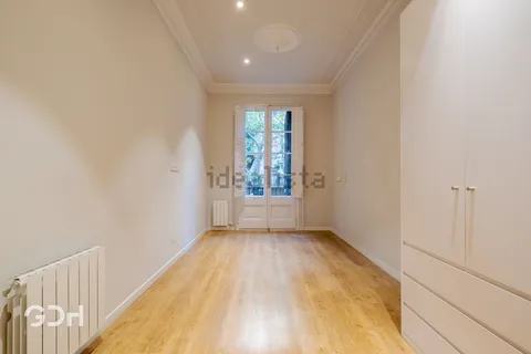 Wohnung 77 m² in Barcelona