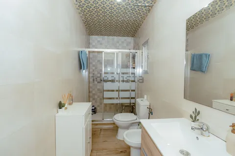 Room for rent, Madrid