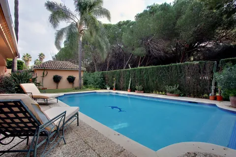 Casa de 450 m² a Estepona