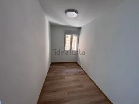 Pis de 45 m² a Àvila