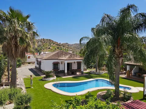 Casa de 180 m² a Coín (3/27)