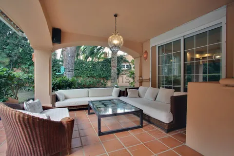 Casa de 450 m² a Estepona