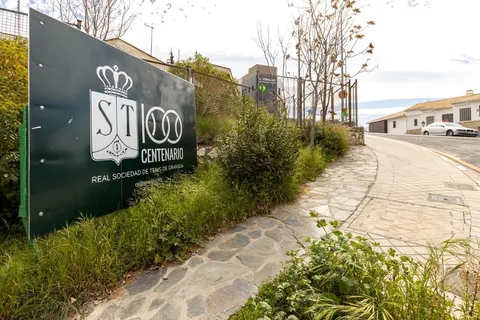 Pis de 84 m² a Granada (3/22)