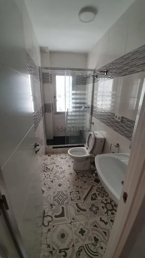 Zimmer zur Miete, Madrid (2/8)