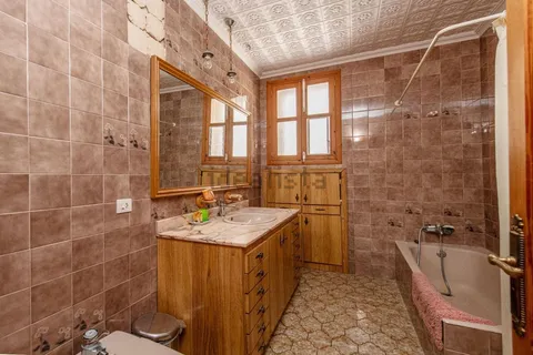 Chambre à louer, Selva