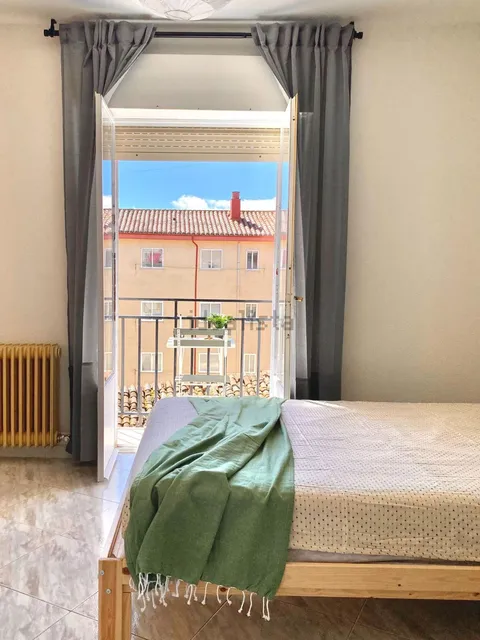 Habitació de lloguer, Àvila
