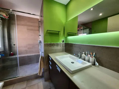 Pis de 102 m² a Sant Feliu de Llobregat