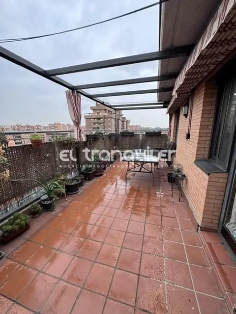 Wohnung 107 m² in Madrid