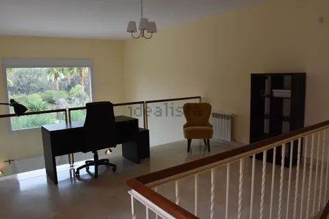 Maison 450 m² à San Roque