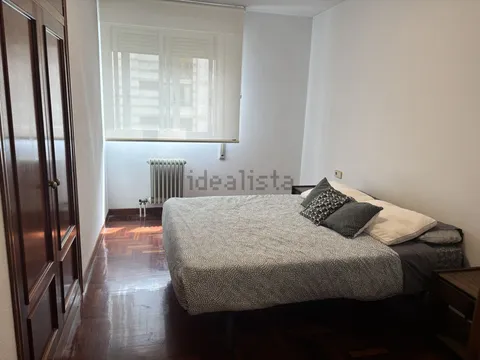 Pis de 90 m² a Pamplona