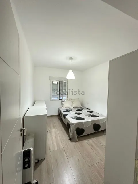 Zimmer zur Miete, Valencia (2/2)