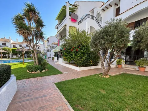 Casa de 70 m² a Oriola