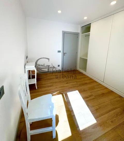 Pis de 105 m² a Gijón