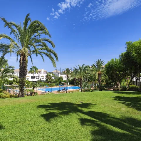 Wohnung 950 m² in Estepona
