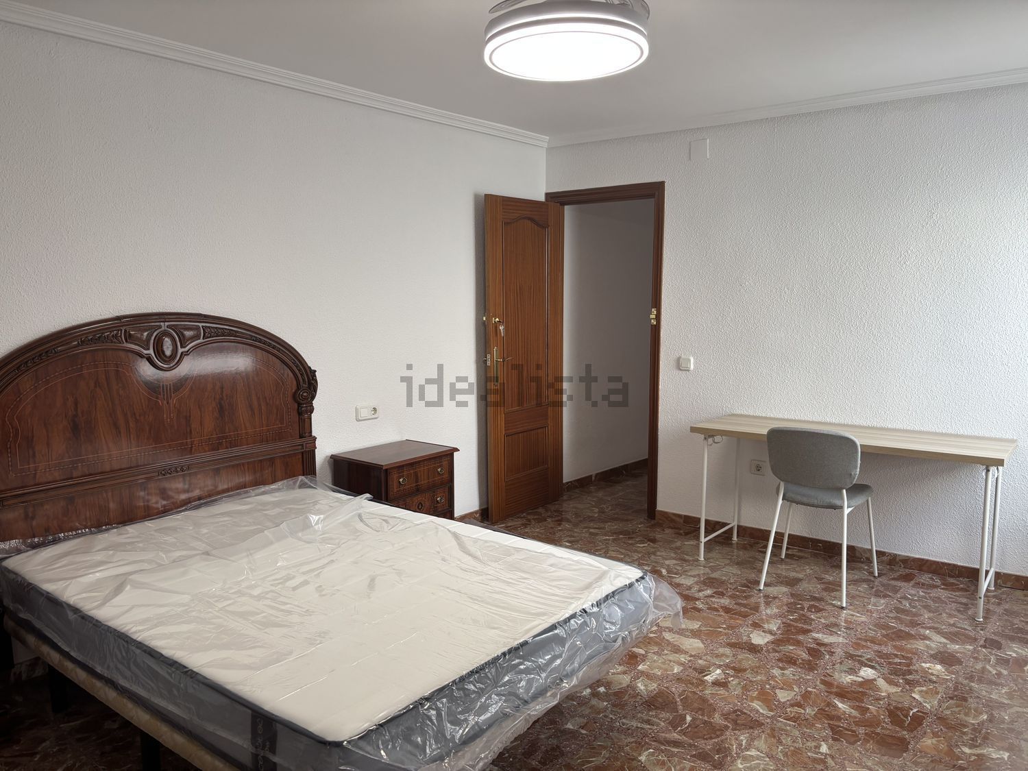 Room for rent, Ibi