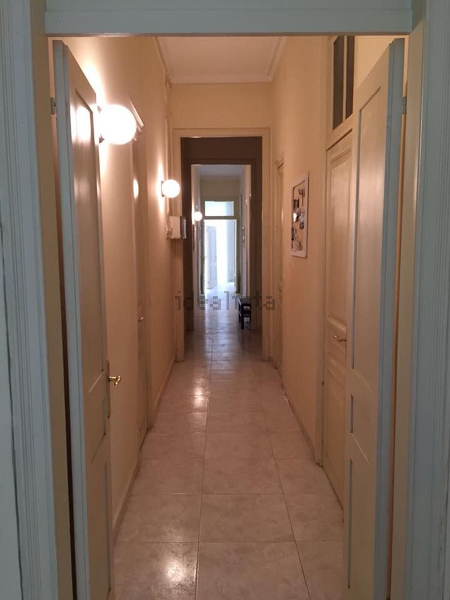Room for rent, Barcelona