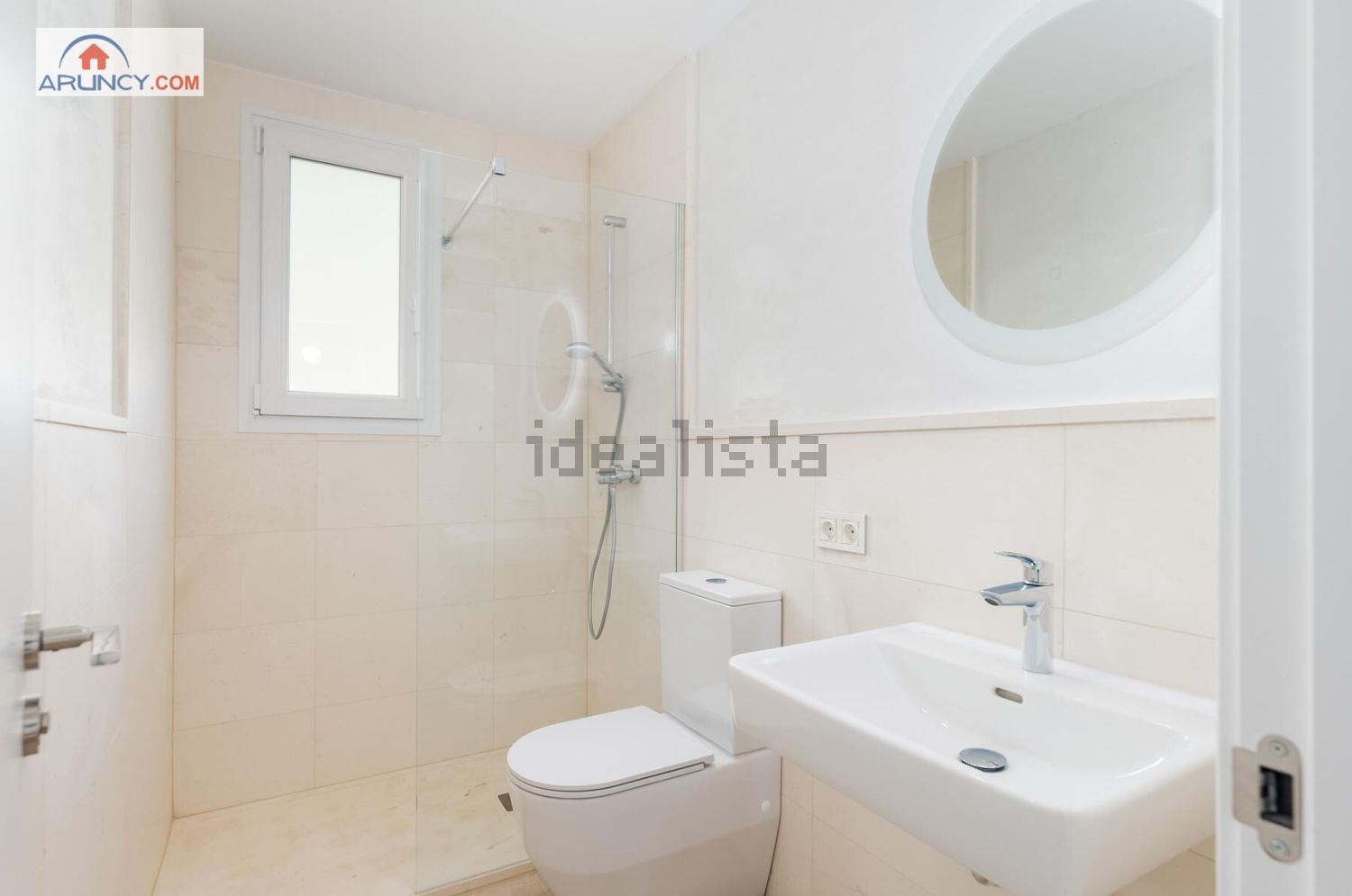 Haus 220 m² in Dos Hermanas